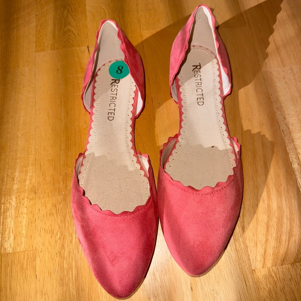 Restricted Women's Coral Flats